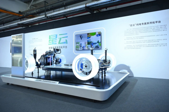 2025年强势开局：星空·综合体育的转型密码与跃迁之道