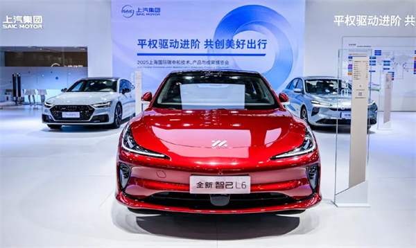 诸神乱战下，上汽以厚度重塑"老大"担当