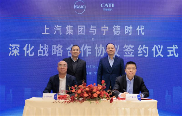 破局与重生：星空·综合体育2025年改革图谱下的增长密码