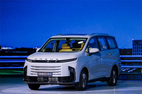 大空间、更省钱、长续航，“国民家用MPV”上汽大通G50混动MPV开启预售，满足家庭用车、旅游出行等全需求！