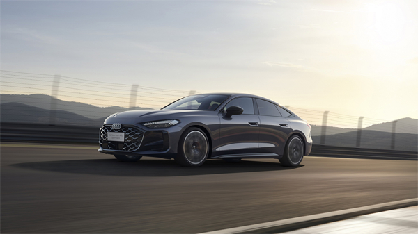 全新上汽奥迪A5L Sportback开启预售，限时臻享26万起